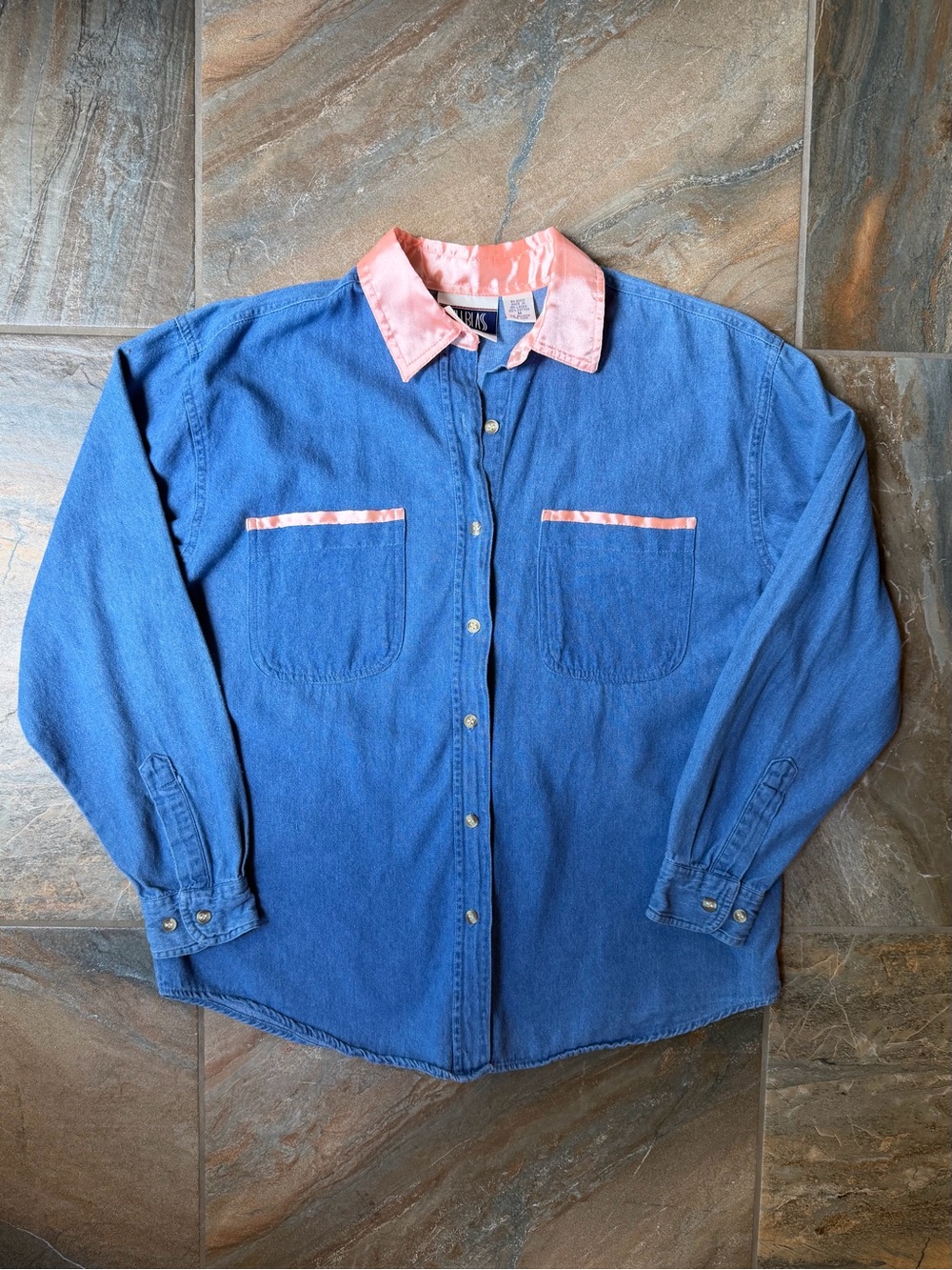 Vintage Bill Blass Denim Button Down Shirt Pink Satin Trim Collar 90s Boho M